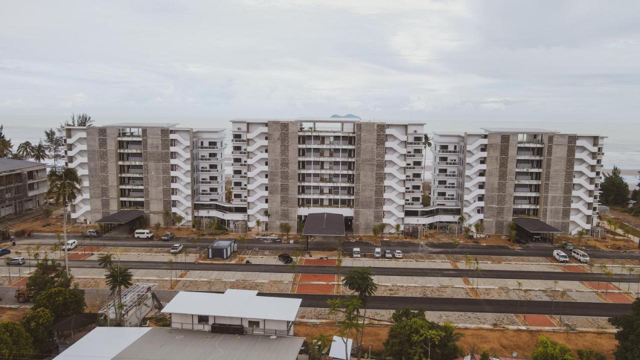 Roxy Apartment Sematan